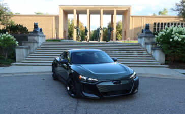 2025 Audi RS E tron GT Performance (7)