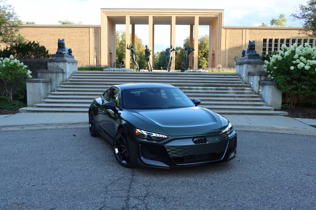 2025 Audi RS E tron GT Performance (7)