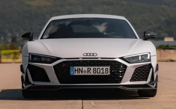 2023 Audi R8 GT (1)
